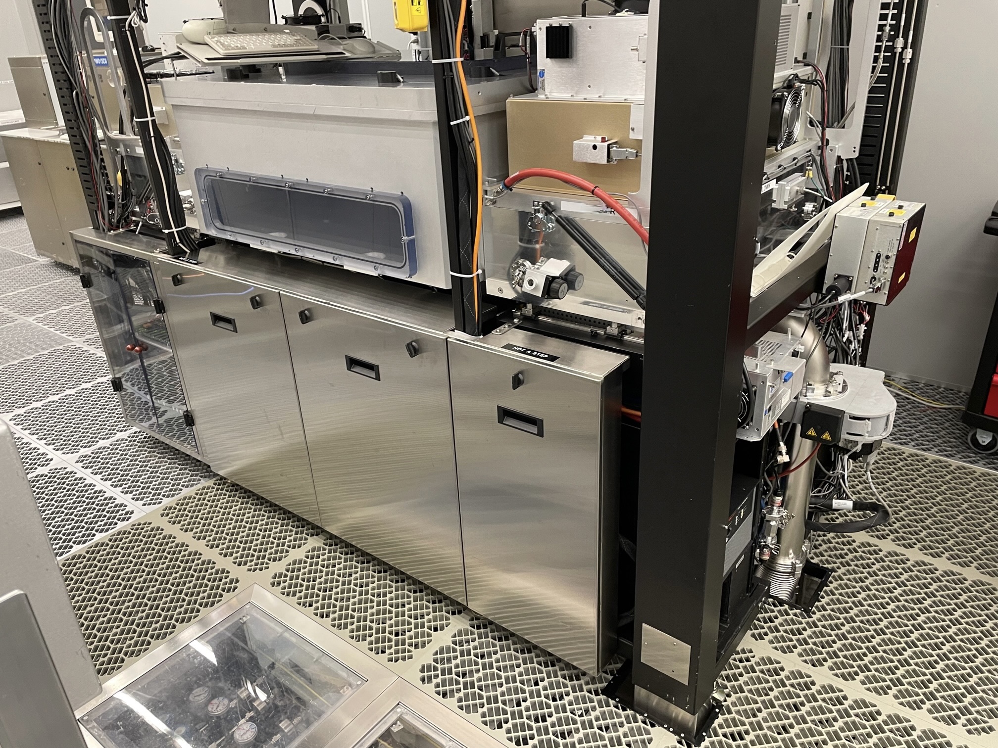 Used 2003 Mattson Technology Aspen III