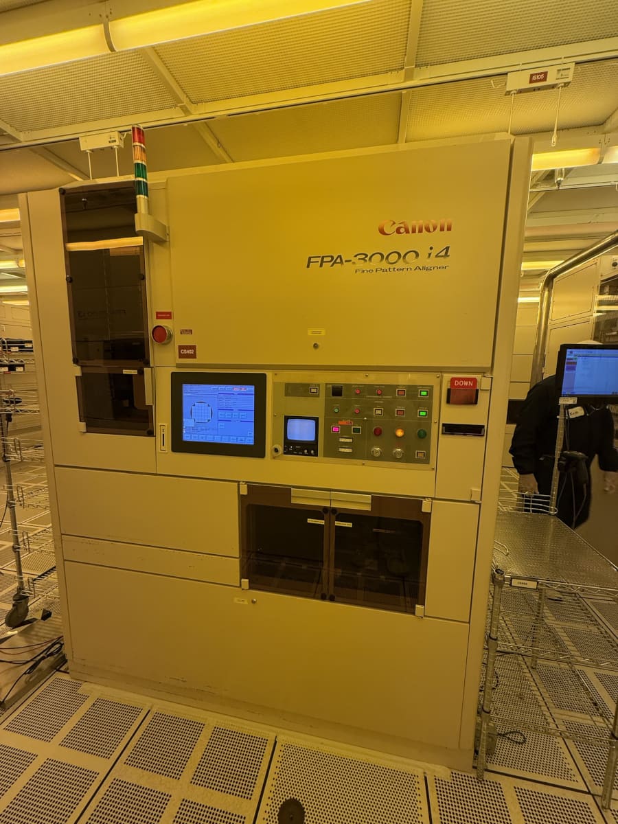 Used 1998 Canon FPA-3000 i4 Stepper