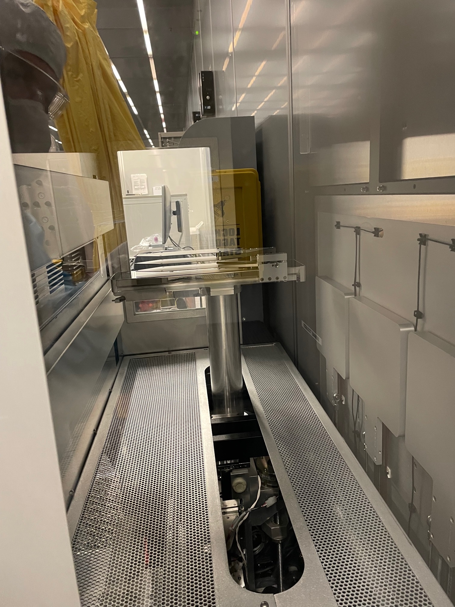 Used 2003 Mattson Technology Aspen III