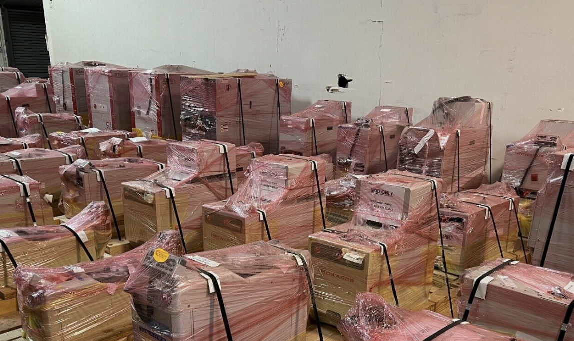 Used 2014 EDWARDS IH600 MK5 200 A590-20-945 Vacuum Dry Pump, 148110