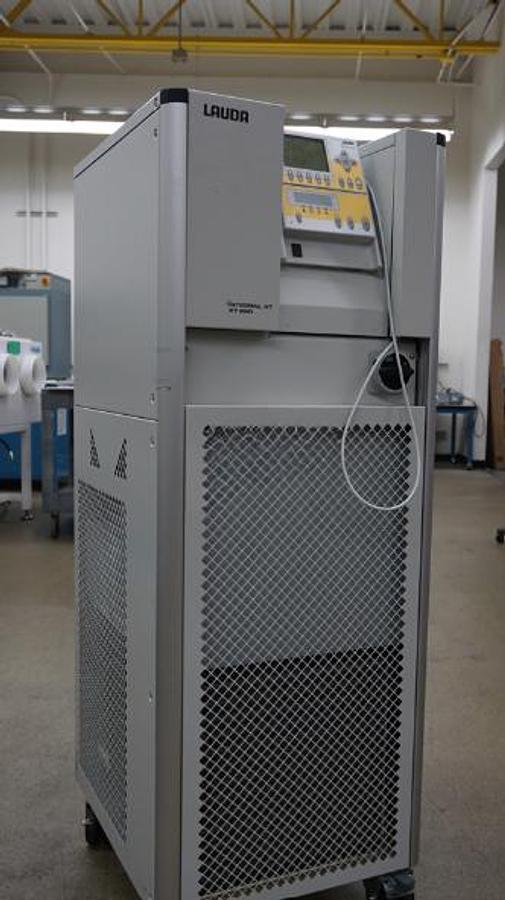 Used Lauda Integral XT280 Refrigerated Circulator, -80C to 220C, air cooled, 4kW heater