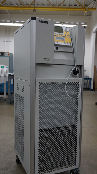 Used Lauda Integral XT280 Refrigerated Circulator, -80C to 220C, air cooled, 4kW heater