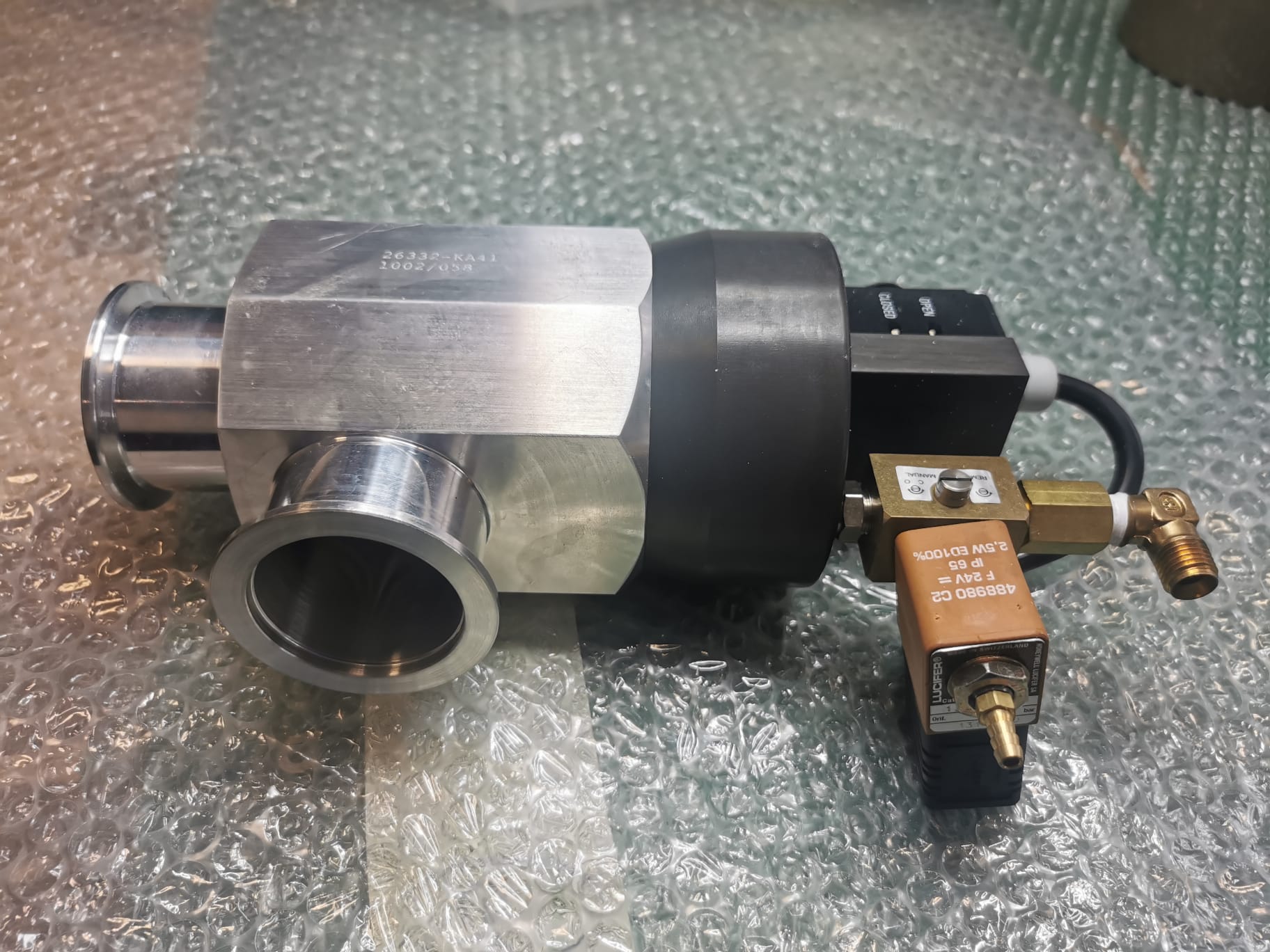 Used Eaton Nova 6200AV VAT Valve 26333-KA41