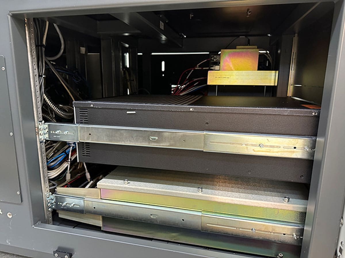 Used 2004 KLA Viper 2435