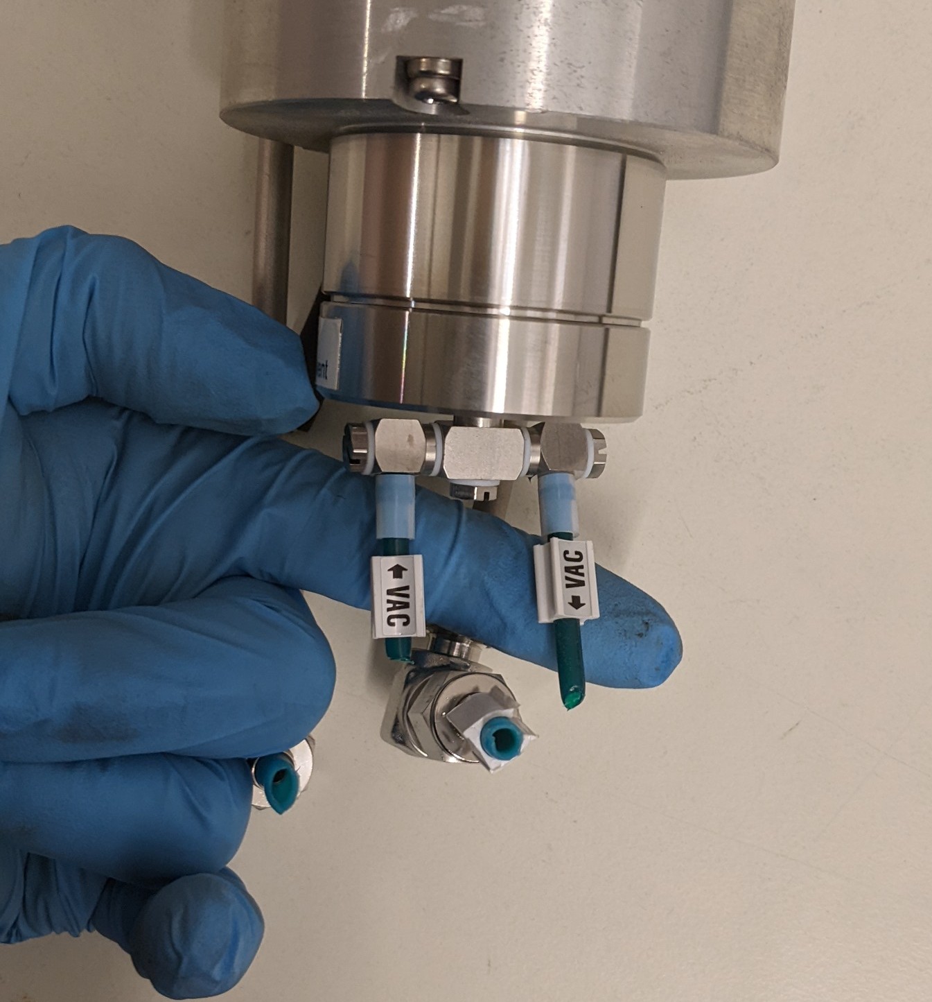 Used MITSUBISHI ELECTRIC & SCREEN AC Servo Motor & Vacuum Sleeve