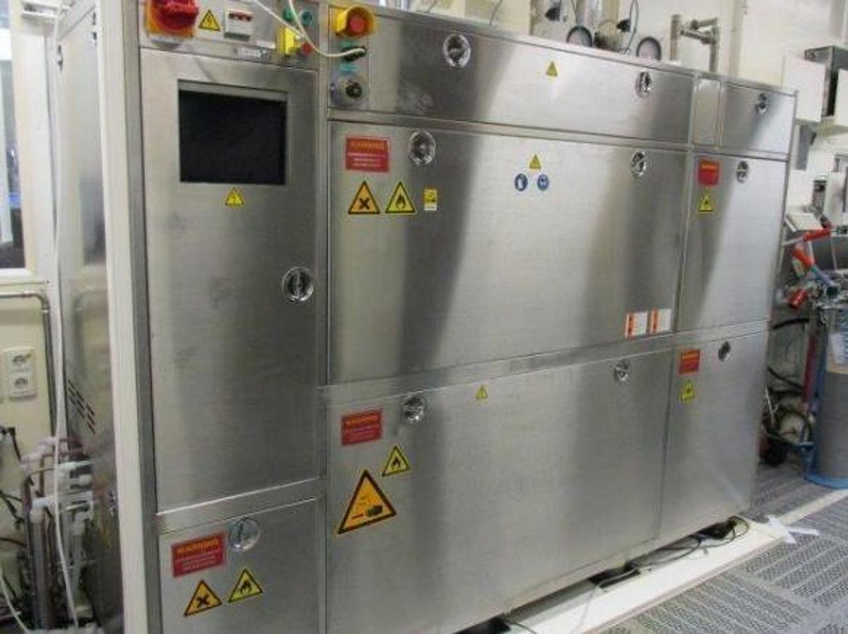 Used 1995 SEMITOOL SST-C-742-280-PB