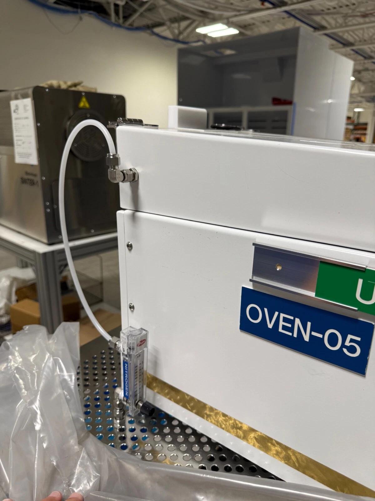 Used CEE  Apogee Bake Plate