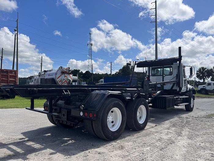 Used 2007 MACK CV713 Granite Roll-Off Truck