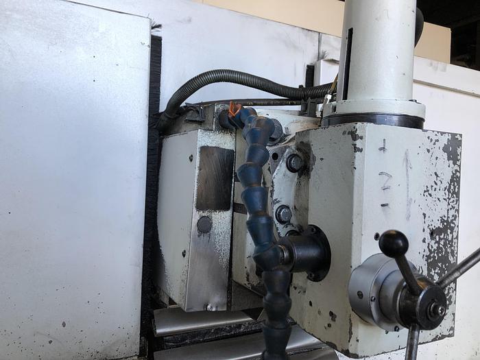 Gebruikt CNC frees machine Mikron UME 560