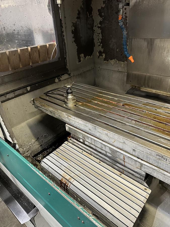 Used Vertikales Bearbeitungszentrum Fehlmann Picomax 60 CNC