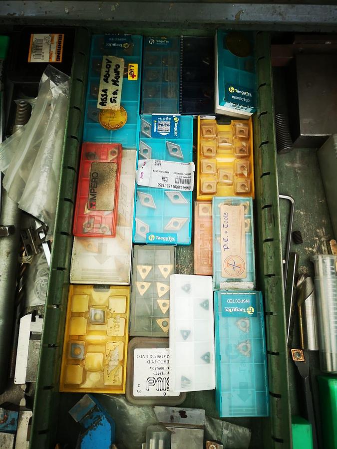 Used CNC-Dreh- und Fräszentrum EMCO Hyperturn 665 MC Plus