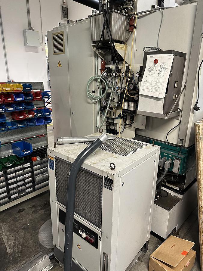 Used Vertikales Bearbeitungszentrum Fehlmann Picomax 60 CNC