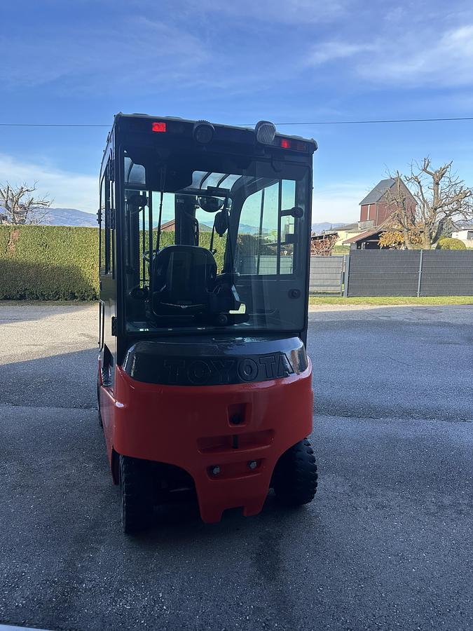 Gebraucht Toyota 8FBMT35