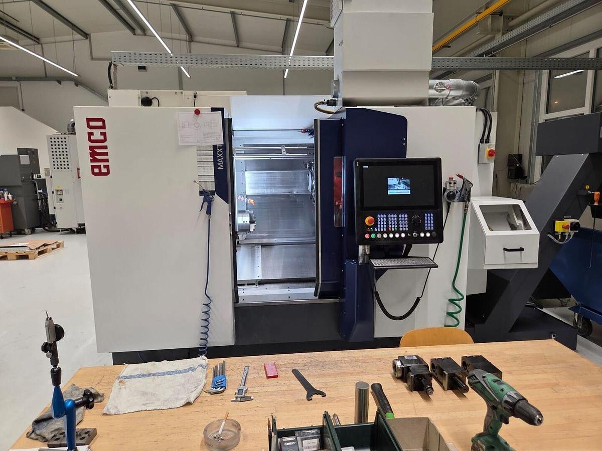 Used CNC-Dreh- und Fräszentrum EMCO MAXXTURN 65-G2 SMY