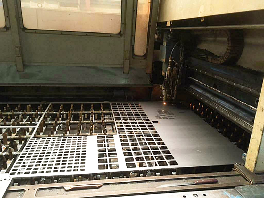 Used Mazak 1KW 2500x1250