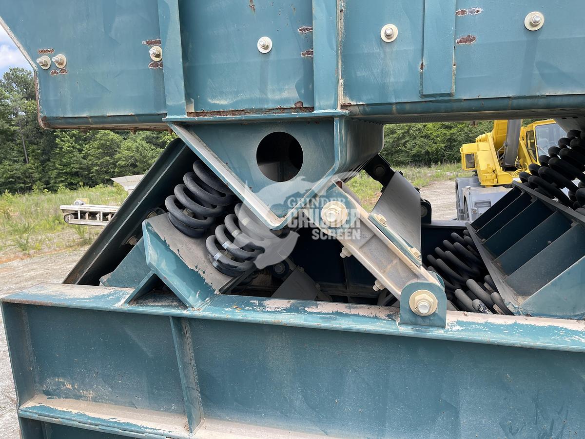 Used 2017 ACTION DENSE-OUT VIBRATORY