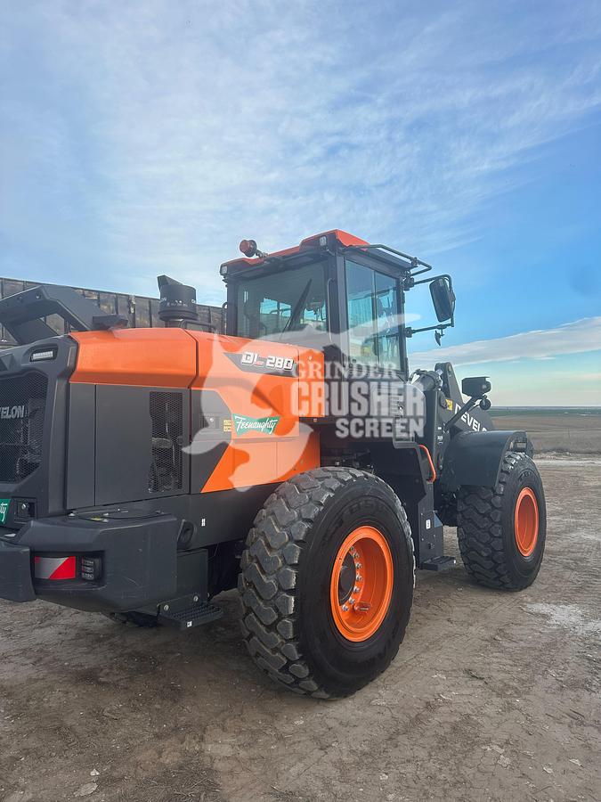 Used 2023 Develon DL280