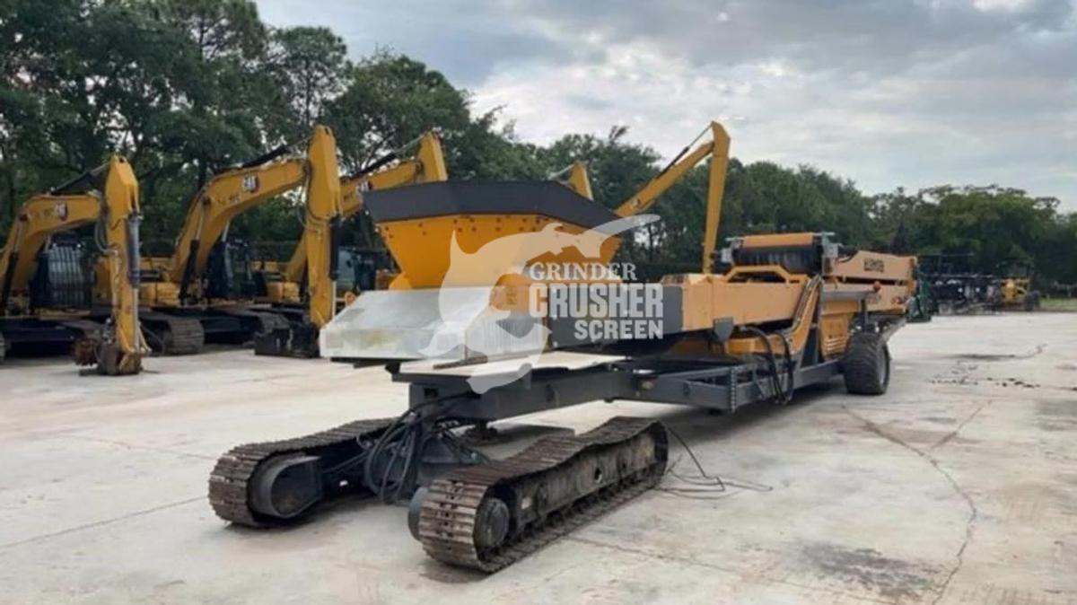 Used 2023 BARFORD R8048TR