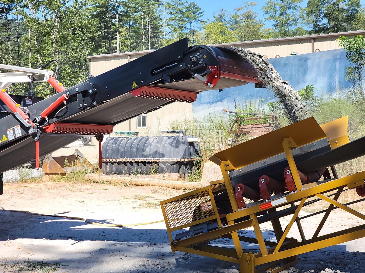 GCS 40' PORTABLE RADIAL STACKING CONVEYOR