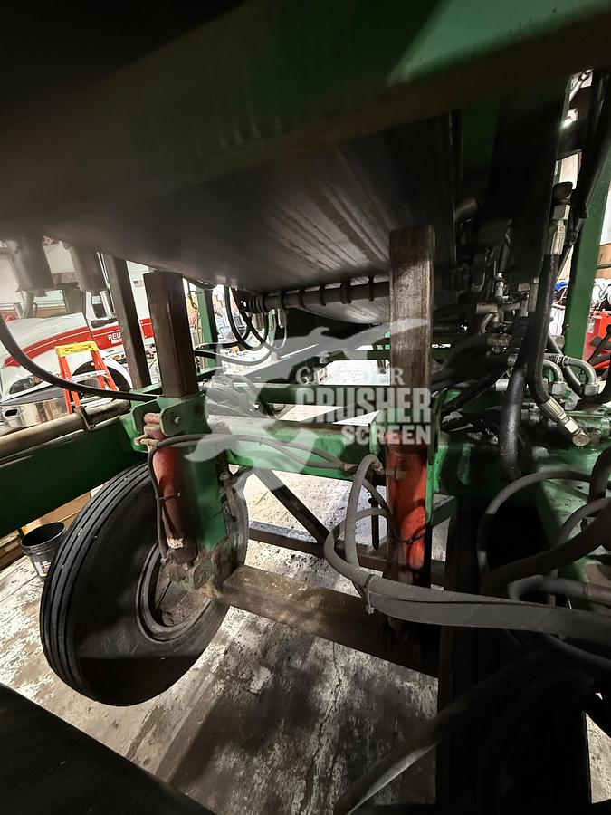 Used 2004 MCCLOSKEY 621