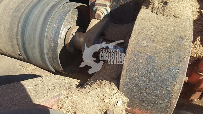 Used 2003 MORBARK 5600 - HORIZONTAL GRINDER