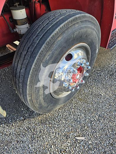 Used 2001 Freightliner FL80 EB40