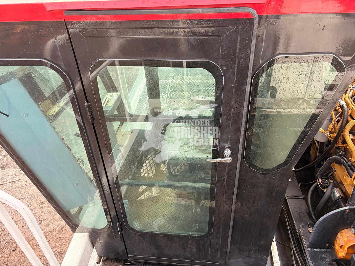 Used 2002 SCARAB 14