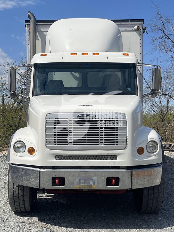 Used 2000 FREIGHTLINER FL-112