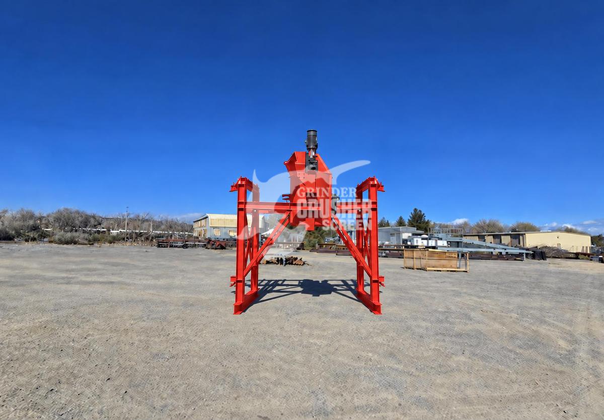 Used NEW SCREEN USA VERTICAL MIXER