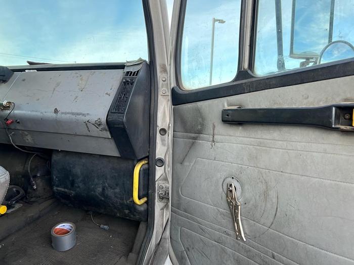 Used 1997 BLO-TECH/FREIGHTLINER BT40/FL80