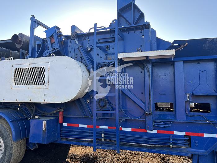 Used 2005 PETERSON PACIFIC 4700B Horizontal Wheel Grinder