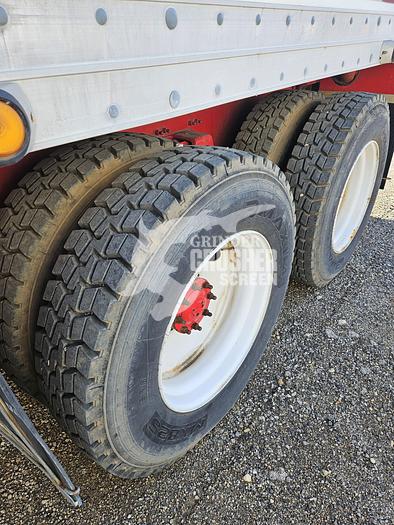 Used 2001 Freightliner FL80 EB40