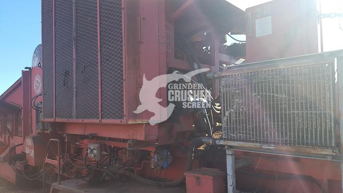 Used 2003 MORBARK 5600 - HORIZONTAL GRINDER