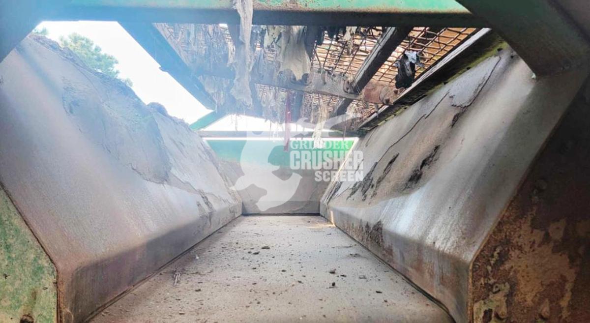 Used 2018 MCCLOSKEY 733