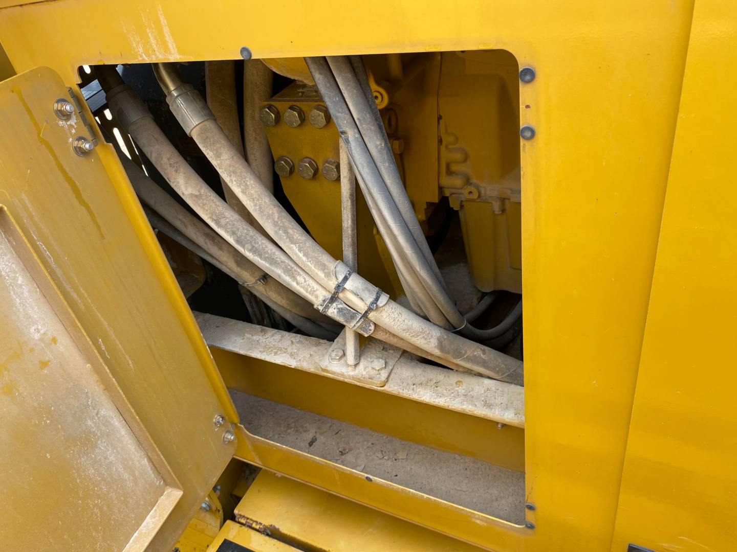 Used 2023 SCREEN MACHINE 4043