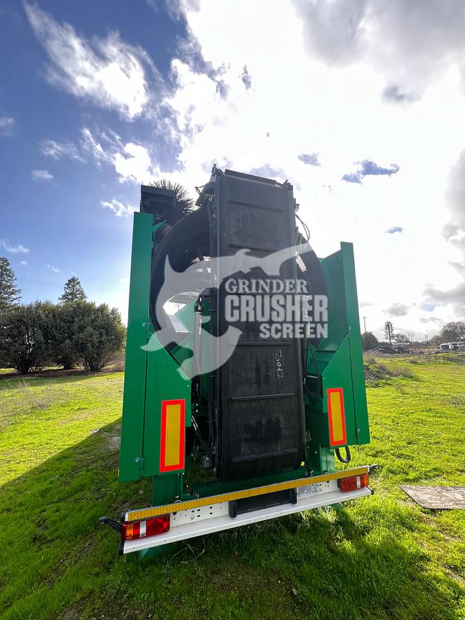 Used 2022 KOMPTECH CRIBUS 2800