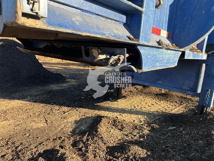 Used 2005 PETERSON PACIFIC 4700B Horizontal Wheel Grinder