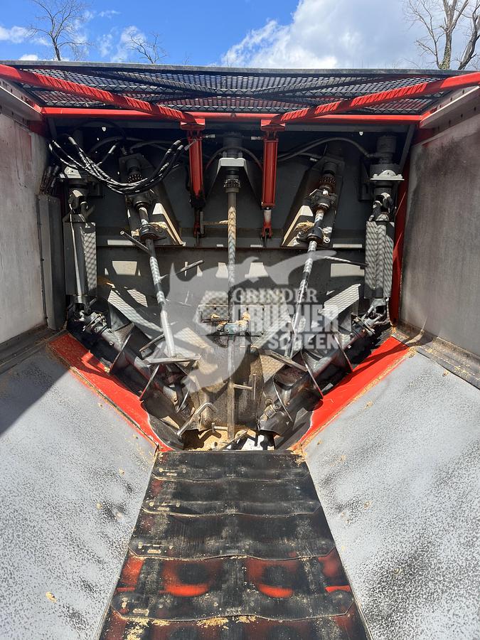 Used 2000 FREIGHTLINER FL-112