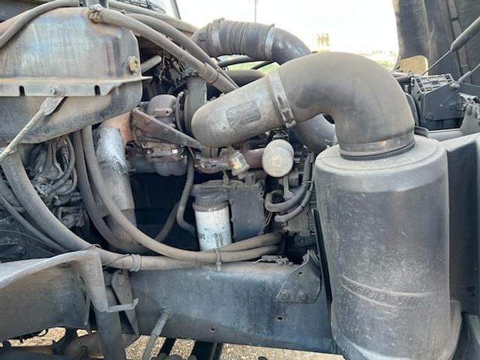 Used 1997 BLO-TECH/FREIGHTLINER BT40/FL80