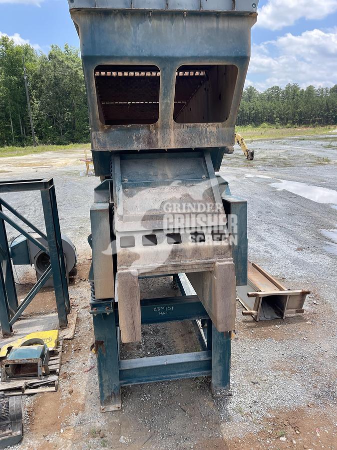 Used 2017 ACTION DENSE-OUT VIBRATORY