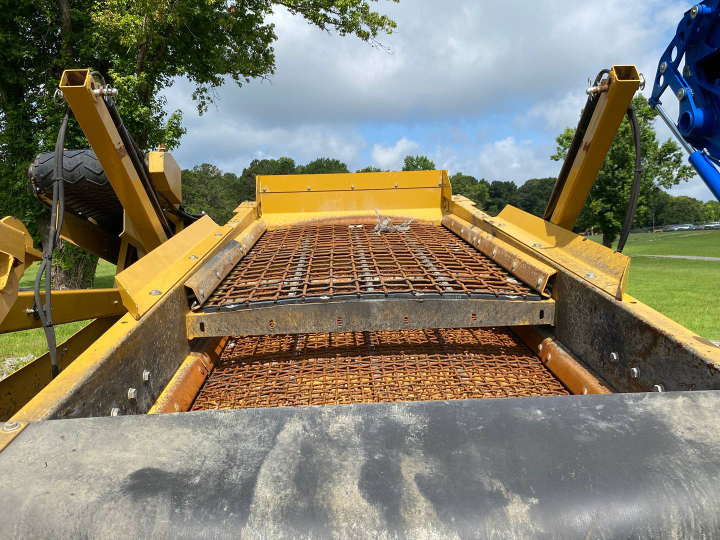 Used 2023 SCREEN MACHINE 4043
