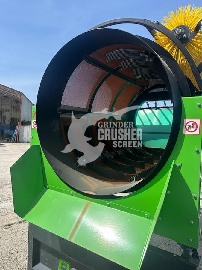 Used 2024 CZ SCREEN MDS MIDI