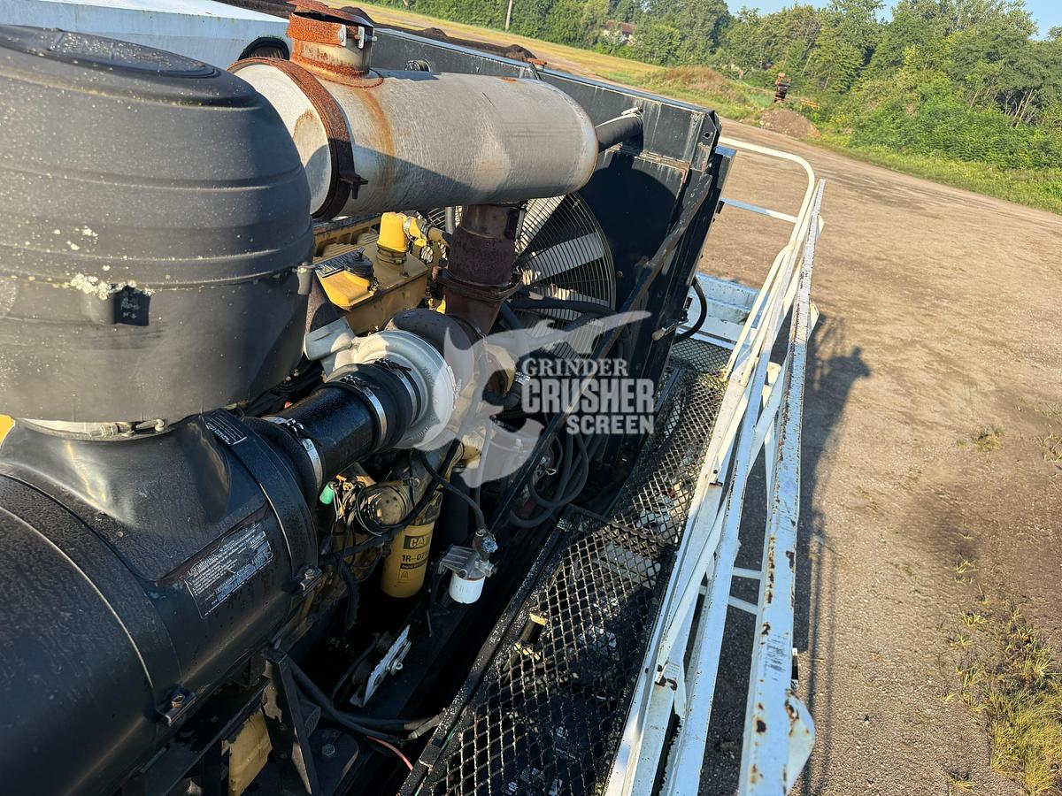Used 2001 SCARAB 18