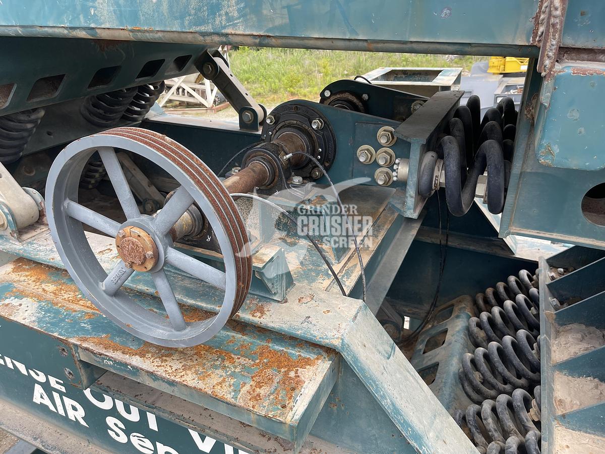 Used 2017 ACTION DENSE-OUT VIBRATORY
