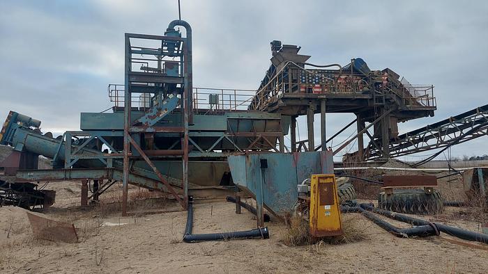 Used 20-Piece Screening System