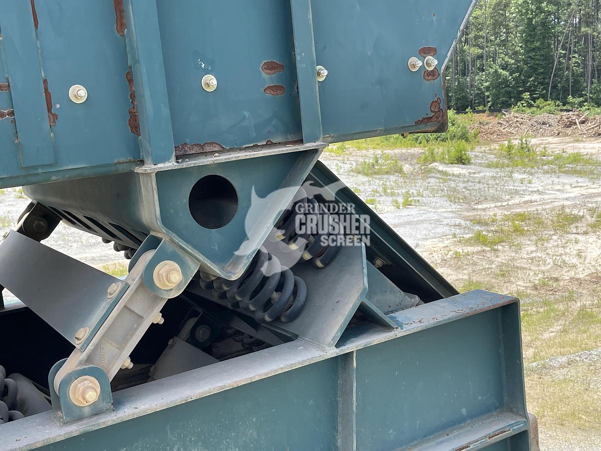 Used 2017 ACTION DENSE-OUT VIBRATORY