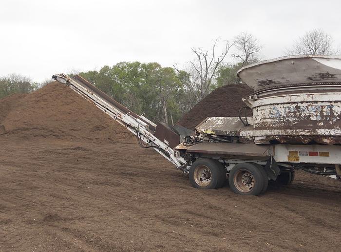 Used 2006 DIAMOND Z 1460 for Sale at Grinder Crusher Screen