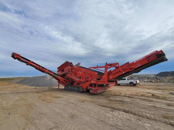 Used 2010 FINLAY 883