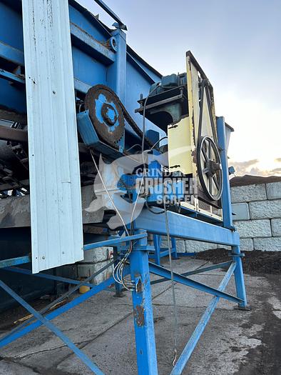 Used Late 90's WEST SALEM FEEDER/HOPPER