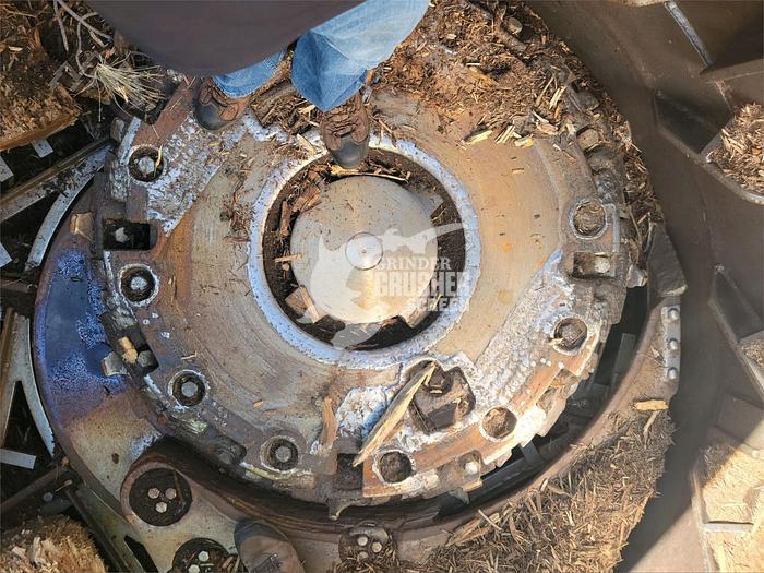 Used 2016 UNIVERSAL REFINER RMAG 92